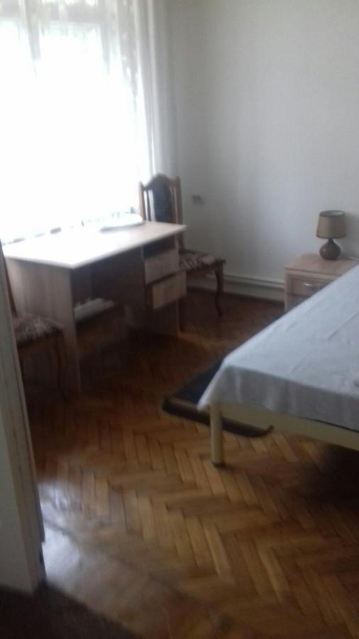Gelena Гостьовий Двір Uzhhorod Exterior foto